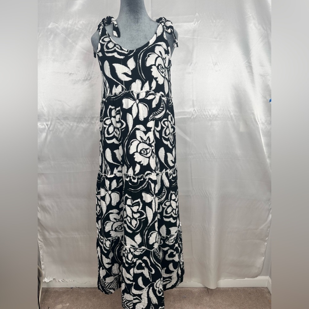 NWT Isabel by Ingrid & Isabel Maternity Floral‎ Maxi Dress Black White Cotton XS